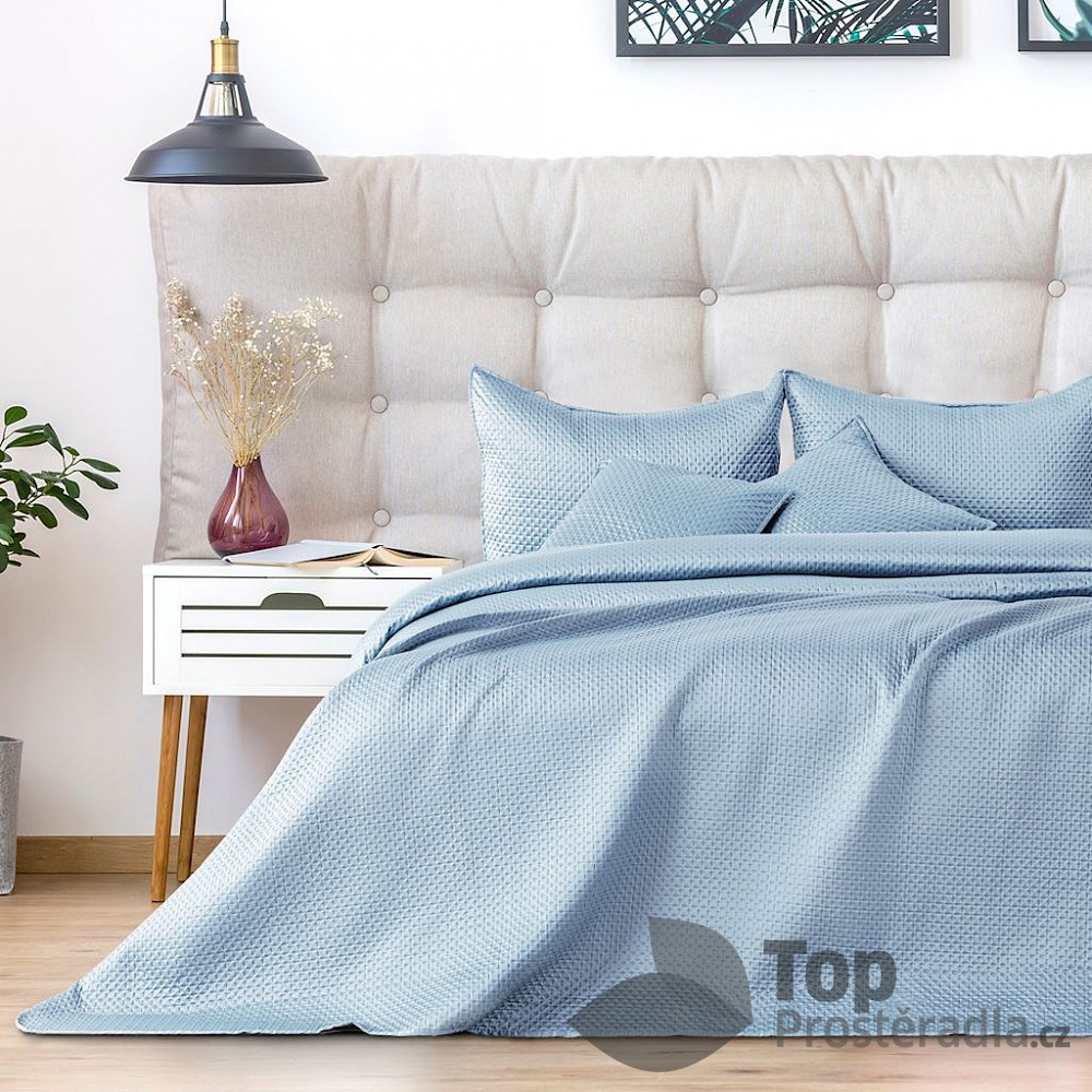 TOP Dekorační přehoz na postel CARMEN 240x260 - Světle šedý